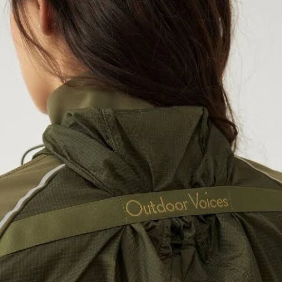 NWT Womens Medium Olive Branch Outdoor Voices Frost/Knit Hoddie. - Picture 6 of 13